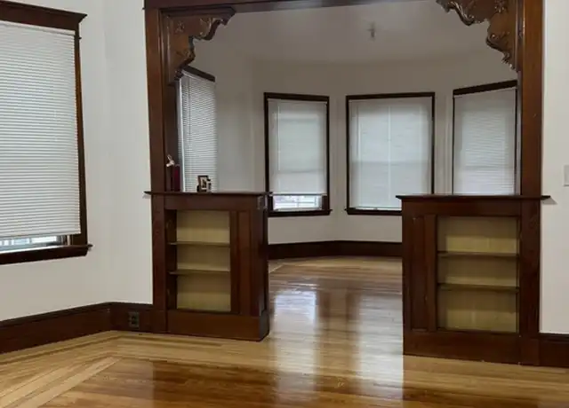 Property at 143-145 Deane St Unit 2, New Bedford, MA, 02746, 3 beds, 1 bath, [object Object]