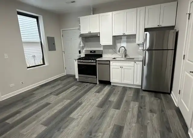 Property at 1328 W 18th Pl Unit CH-2R, Chicago, IL, 60608, 2 beds, 1 bath, [object Object]