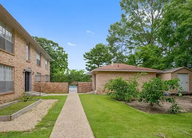 Photo of 1607 College Dr, Baton Rouge, LA 70808