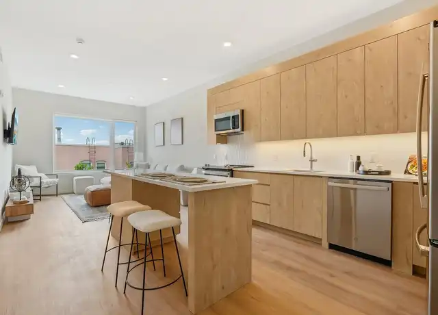 Property at 41 West 25th - 39-43 W 25th St, Bayonne, NJ, 07002, 1 bed, 1 bath, [object Object]