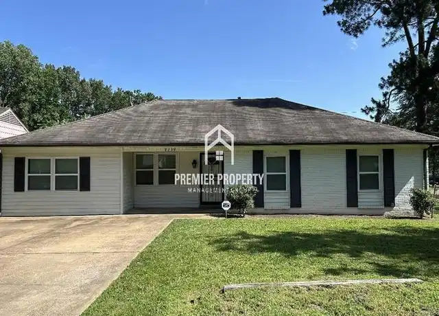 Property at 2239 Colonial Hills Dr, Southaven, MS, 38671, 4 beds, 1.5 baths, [object Object]