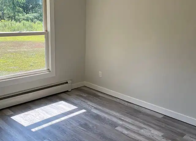 Property at 93 Riverview Dr Unit 15, Johnson, VT, 05656, 3 beds, 1 bath, [object Object]