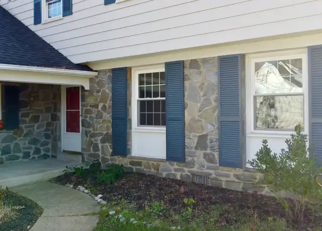 Property at 593 Watford Ln, Berwyn, PA, 19312, 5 beds, 3 baths, [object Object]