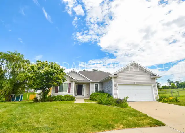 Property at 2803 Fayrdale Dr, Des Moines, IA, 50320, 3 beds, 2 baths, [object Object]