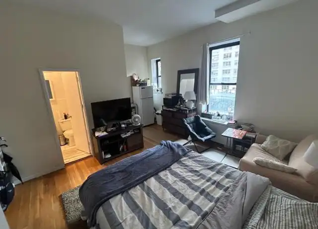 Property at 2020 Broadway, New York, NY, 10023, 0 beds, 1 bath, [object Object]