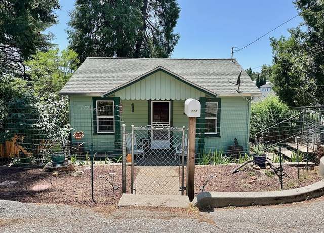 Photo of 117 Wood St, Grass Valley, CA 95945