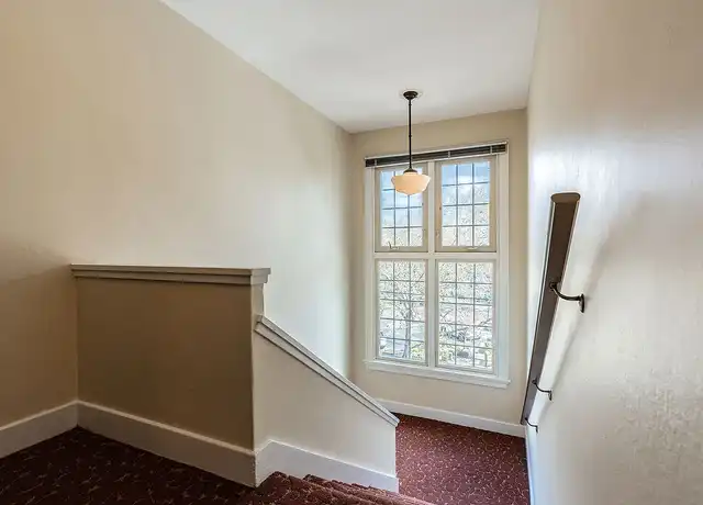 Property at Loch Kelden - 1809 41st Ave E, Seattle, WA, 98112, 0 beds, 1 bath, [object Object]