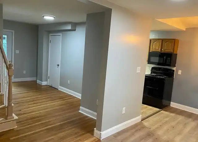 Property at 3054 S Pike Ave Unit B, Allentown, PA, 18103, 2 beds, 1 bath, [object Object]