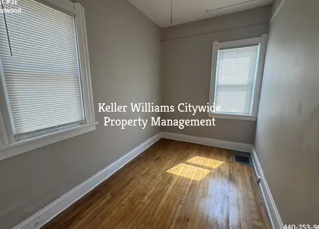 Property at 2040 Robin St Unit 3, Lakewood, OH, 44107, 1 bed, 1 bath, [object Object]