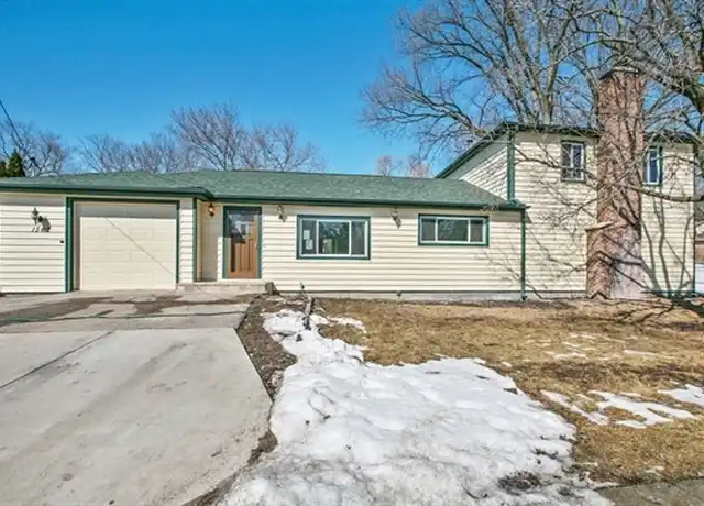 Property at 1562 N Harrison St, Algonquin, IL, 60102, 3 beds, 2 baths, [object Object]