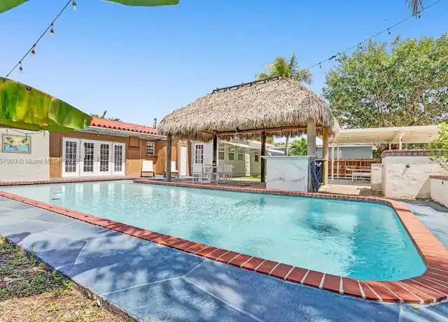 Property at 247 SW 5th St, Dania, FL, 33004, 4 beds, 2 baths, [object Object]