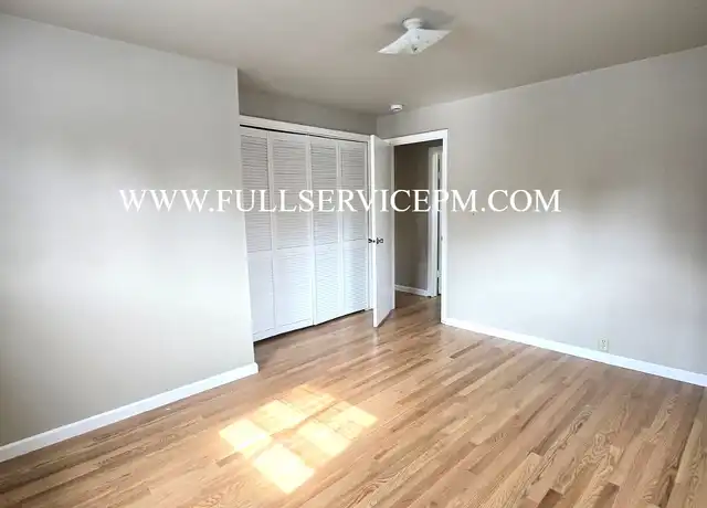 Property at 8401 S 113th St, Seattle, WA, 98178, 3 beds, 1.5 baths, [object Object]