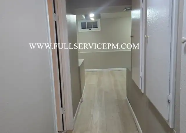 Property at 8401 S 113th St, Seattle, WA, 98178, 3 beds, 1.5 baths, [object Object]