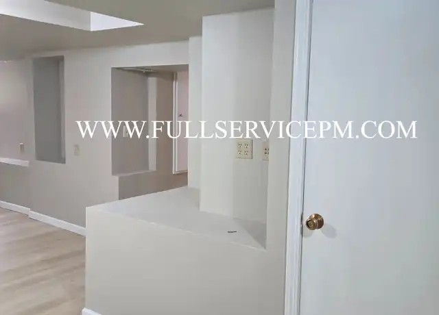 Property at 8401 S 113th St, Seattle, WA, 98178, 3 beds, 1.5 baths, [object Object]
