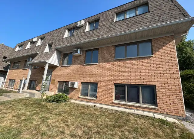 Property at 2239 24th St Unit 16, Rock Island, IL, 61201, 2 beds, 1 bath, [object Object]