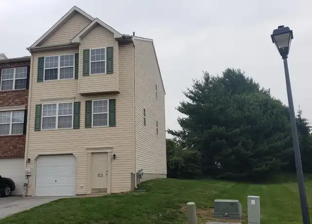 Property at 153 S Riding Blvd, Wilmington, DE, 19808, 3 beds, 2.5 baths, [object Object]