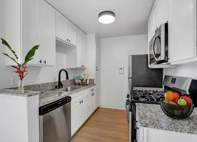 Property at 10634 Valparaiso St, Los Angeles, CA, 90034, 1 bed, 1 bath, [object Object]
