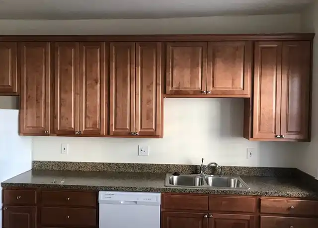 Property at 11801 Lake Ave Unit 204, Lakewood, OH, 44107, 2 beds, 1 bath, [object Object]