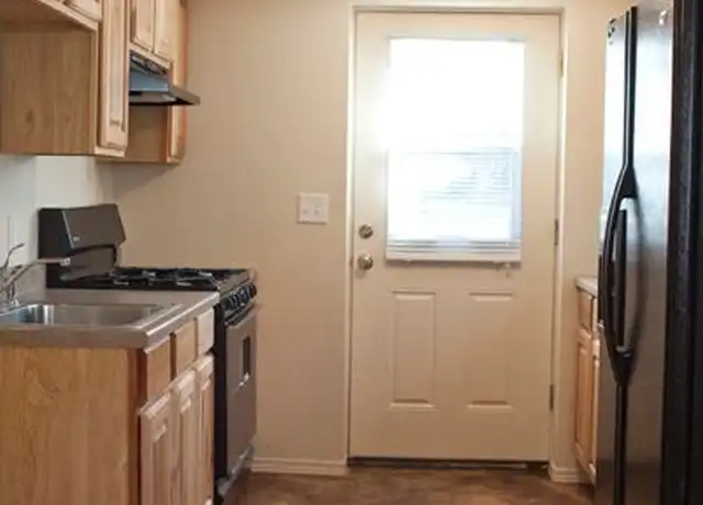 Property at 323 NE 158th St, Shoreline, WA, 98155, 0 beds, 1 bath, [object Object]