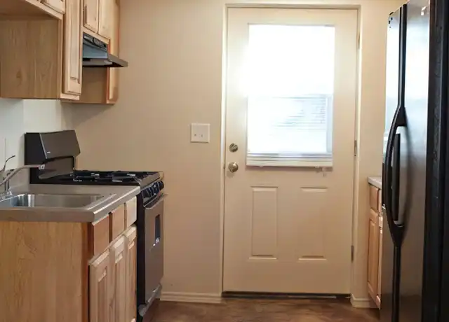 Property at 323 NE 158th St, Shoreline, WA, 98155, 0 beds, 1 bath, [object Object]