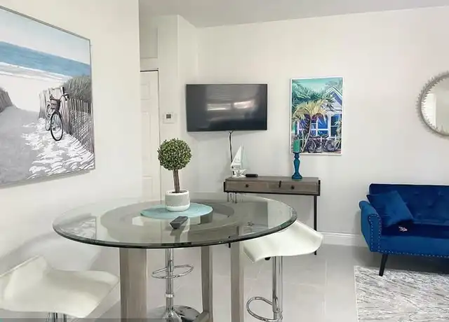Property at 17 NE 9th Ave, Fort Lauderdale, FL, 33301, 1 bed, 1 bath, [object Object]