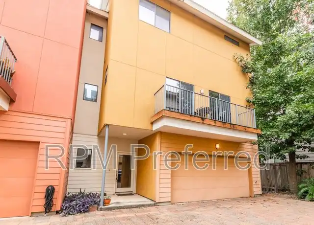 Property at 4104 Spencer St Unit B, Houston, TX, 77007, 3 beds, 3.5 baths, [object Object]