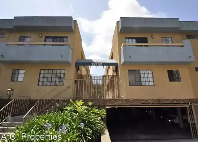 Property at 12150 Oxnard St, North Hollywood, CA, 91606, 0 beds, 1 bath, [object Object]