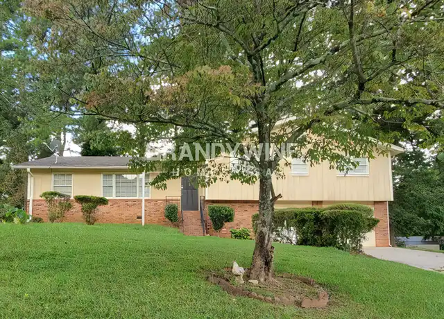 Property at 6695 Keswick Dr, Riverdale, GA, 30296, 4 beds, 2 baths, [object Object]
