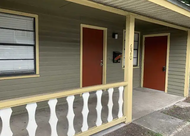 Property at 217 S 7th St, Palatka, FL, 32177, 2 beds, 2 baths, [object Object]