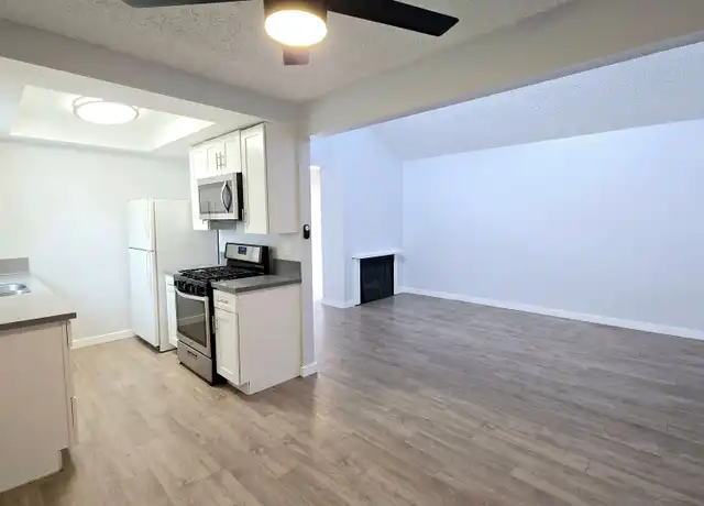 Property at 7942 Stark Dr Unit 7, Huntington Beach, CA, 92647, 2 beds, 2 baths, [object Object]
