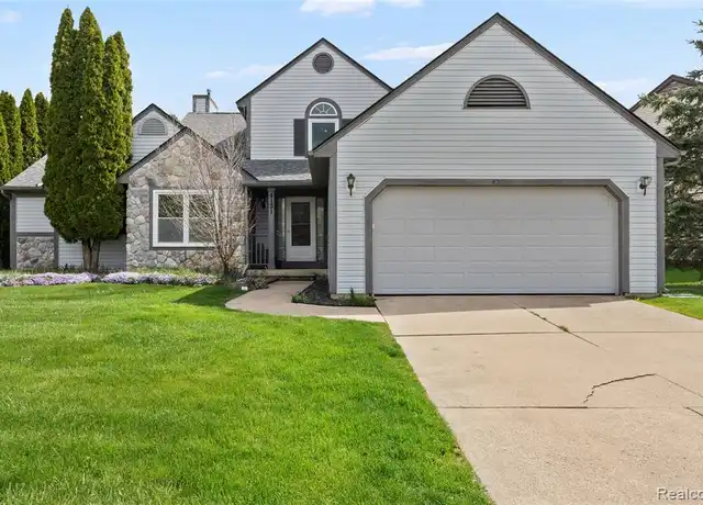 Property at 4131 Rolling Meadow Ln, Ypsilanti, MI, 48197, 3 beds, 2.5 baths, [object Object]
