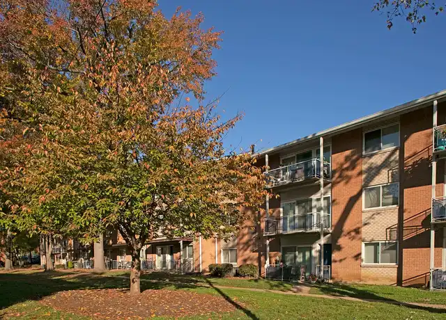 Property at Meadow Woods - 3308 Lockheed Blvd, Alexandria, VA, 22306, 1-2 bed, 1 bath, [object Object]
