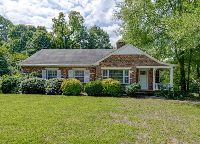 Property at 2920 Robinhood Rd, Winston Salem, NC, 27106, 4 beds, 3 baths, [object Object]