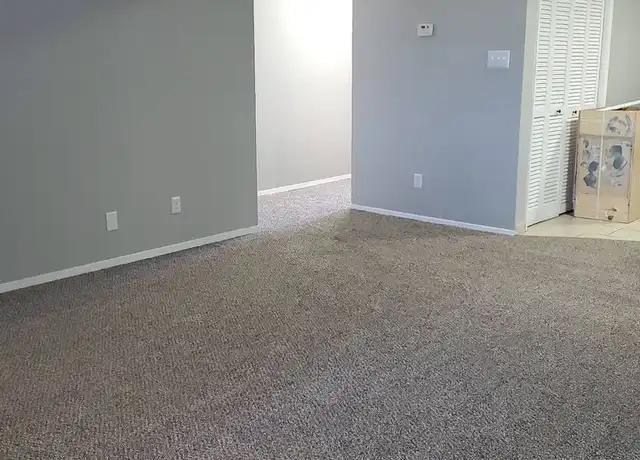 Property at 734 N Ridge Rd, Wichita, KS, 67212, 1 bed, 1.5 baths, [object Object]