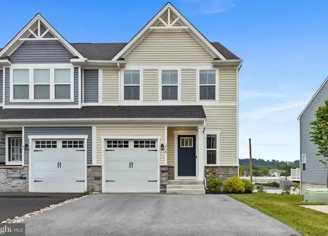 Property at 210 Chase Dr, Downingtown, PA, 19335, 3 beds, 3.5 baths, [object Object]