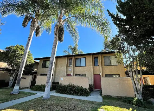 Photo of 10855 Del Norte St, Ventura, CA 93004