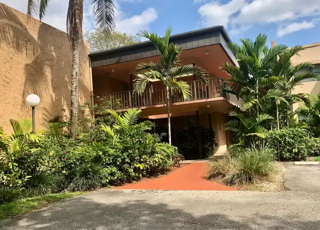Property at 8901 N New River Canal Rd Unit 25W, Plantation, FL, 33324, 2 beds, 1 bath, [object Object]