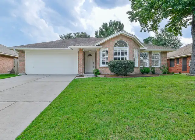 Property at 2306 Sherwood Hollow Ln, Kingwood, TX, 77339, 3 beds, 2 baths, [object Object]
