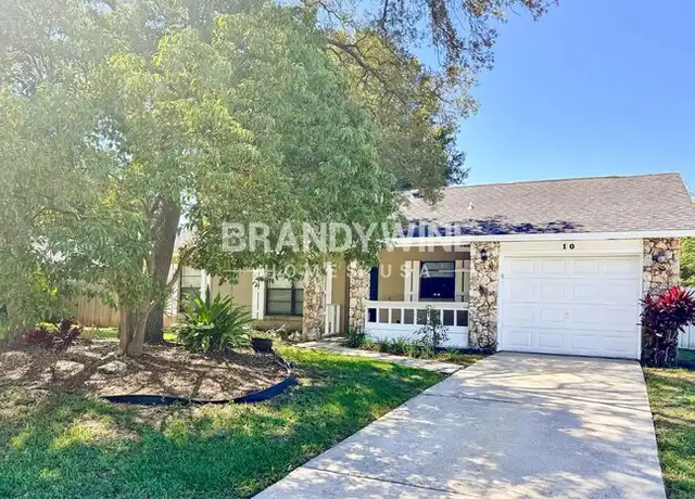 Property at 10 E Thrush St, Apopka, FL, 32712, 3 beds, 2 baths, [object Object]