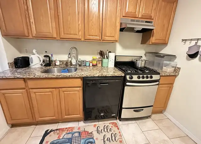 Property at 103 Gordon St Unit 5, Boston, MA, 02135, 0 beds, 1 bath, [object Object]