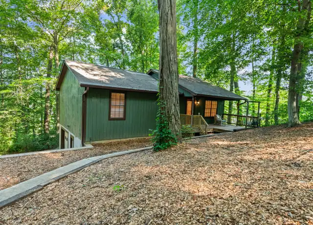 Property at 330 Melton Hill Dr, Clinton, TN, 37716, 3 beds, 2 baths, [object Object]