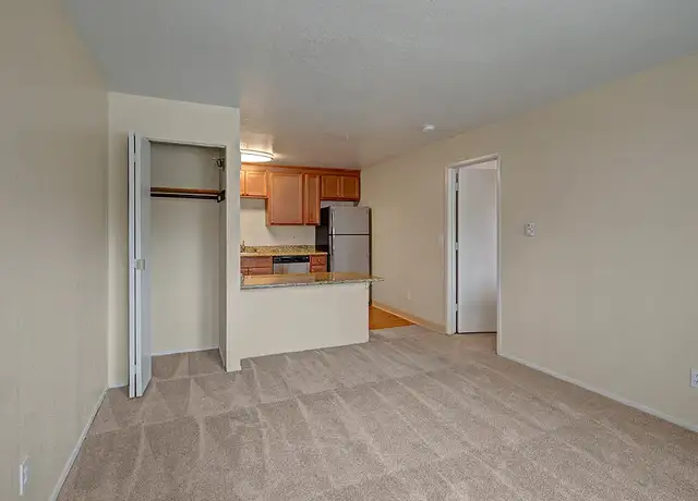 Photo of 5640 Lake Otis Pkwy, Anchorage, AK 99507