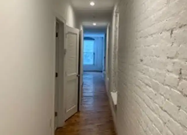 Property at Lofts at the Point - 41 Cabell St, Lynchburg, VA, 24504, 1-2 bed, 1-2 bath, [object Object]