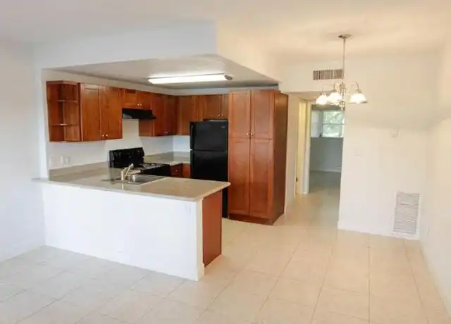 Property at 373 NW 4th Diagonal, Boca Raton, FL, 33432, 1 bed, 1 bath, [object Object]