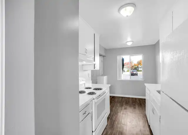 Property at Ethan Apartments - 1922 Ethan Way, Sacramento, CA, 95825, 1 bed, 1 bath, [object Object]