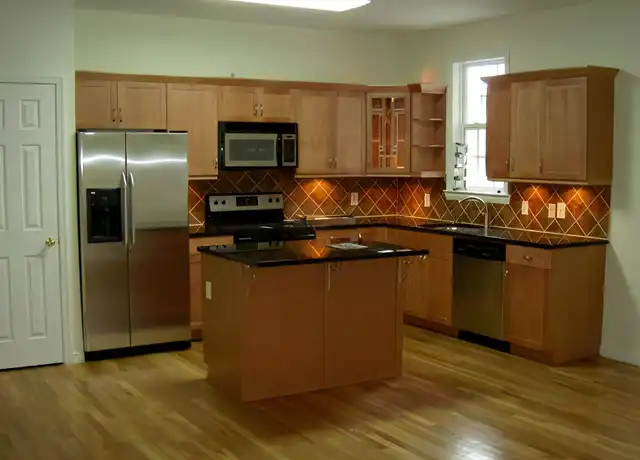 Property at 406 E 38th St, Savannah, GA, 31401, 2 beds, 2.5 baths, [object Object]