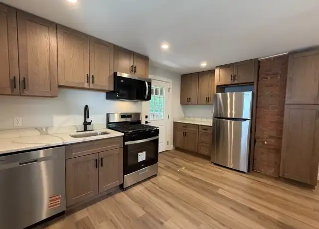 Property at 21 Miller St Unit 2, Morristown, NJ, 07960, 1 bed, 1 bath, [object Object]