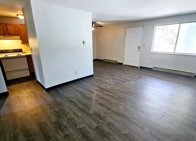Property at 1032-1038 Woodville Rd Unit 1036, Mansfield, OH, 44907, 2 beds, 1 bath, [object Object]