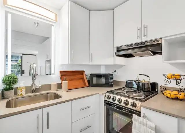 Property at The Irlo Extended Stay Apartments - 5565 W Irlo Bronson Memorial Hwy, Kissimmee, FL, 34746, 0 beds, 1 bath, [object Object]