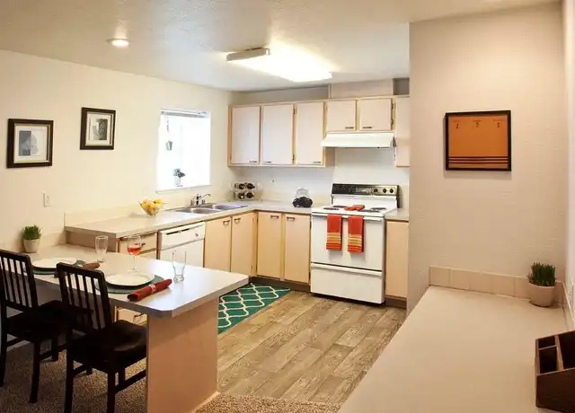 Property at Village on Broadway - 12623 E Broadway Ave, Spokane Valley, WA, 99216, 1 bed, 1 bath, [object Object]